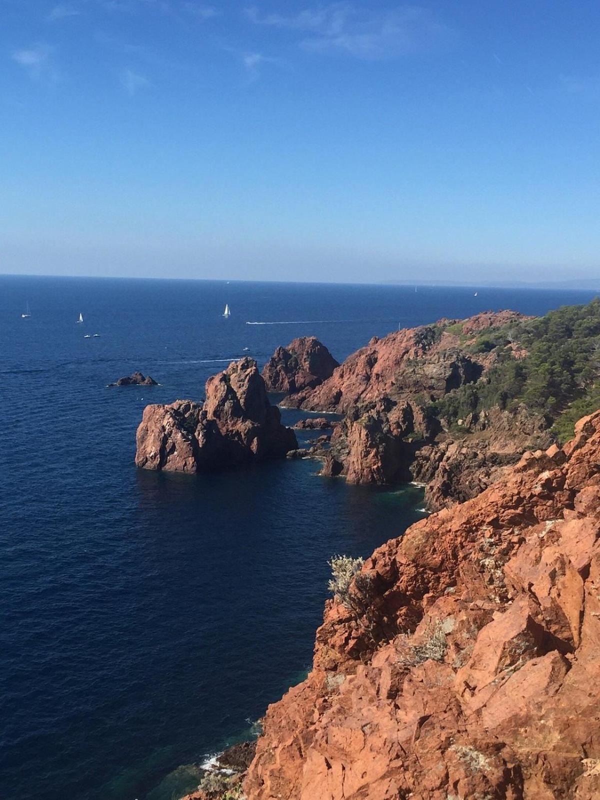 Village Cap Esterel, Piscine, Plage Saint-Raphael  Bagian luar foto